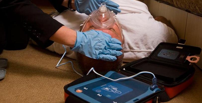 ​CPR Training for Pilots and Flight Attendants